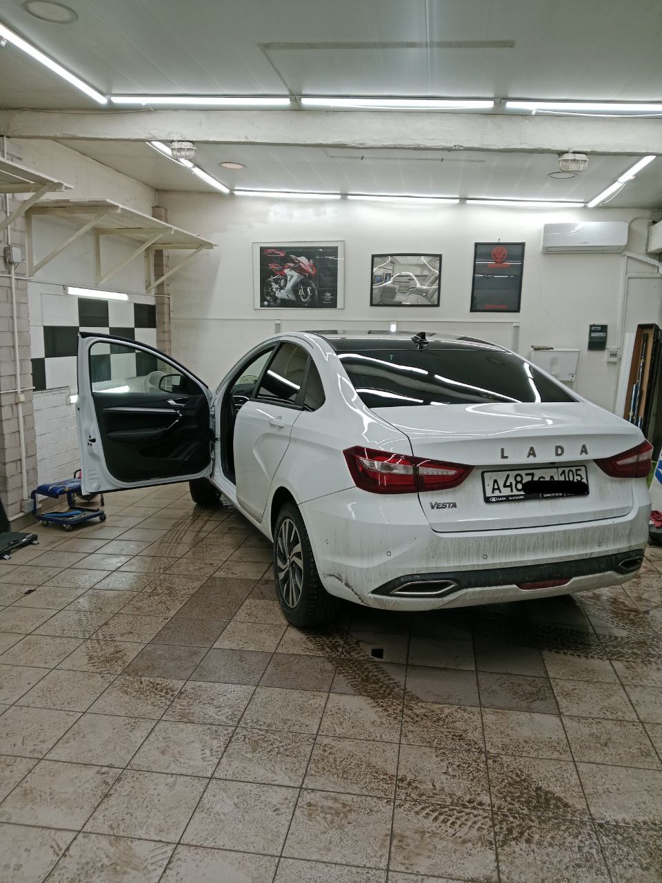 Тонировка автомобилей .