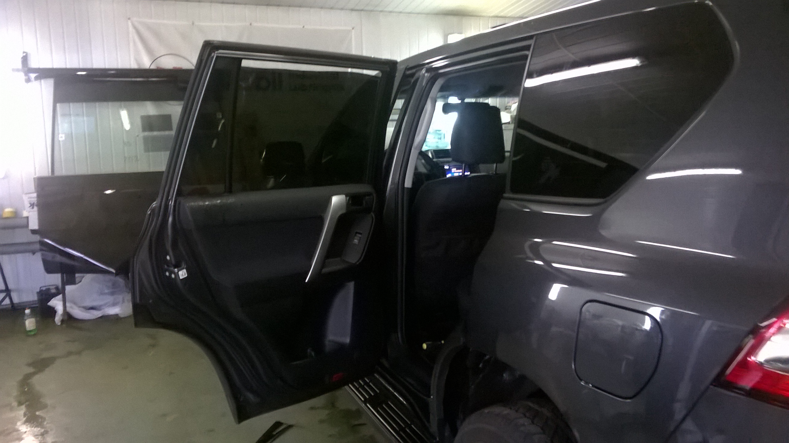 Тонировка автомобилей Владыкино.