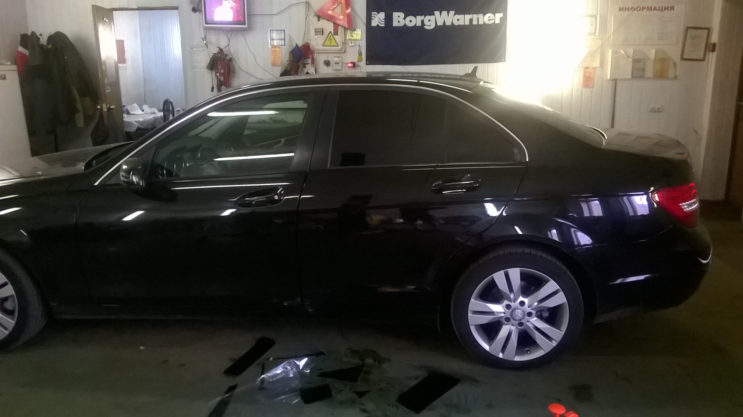 Тонировка автомобилей Владыкино.