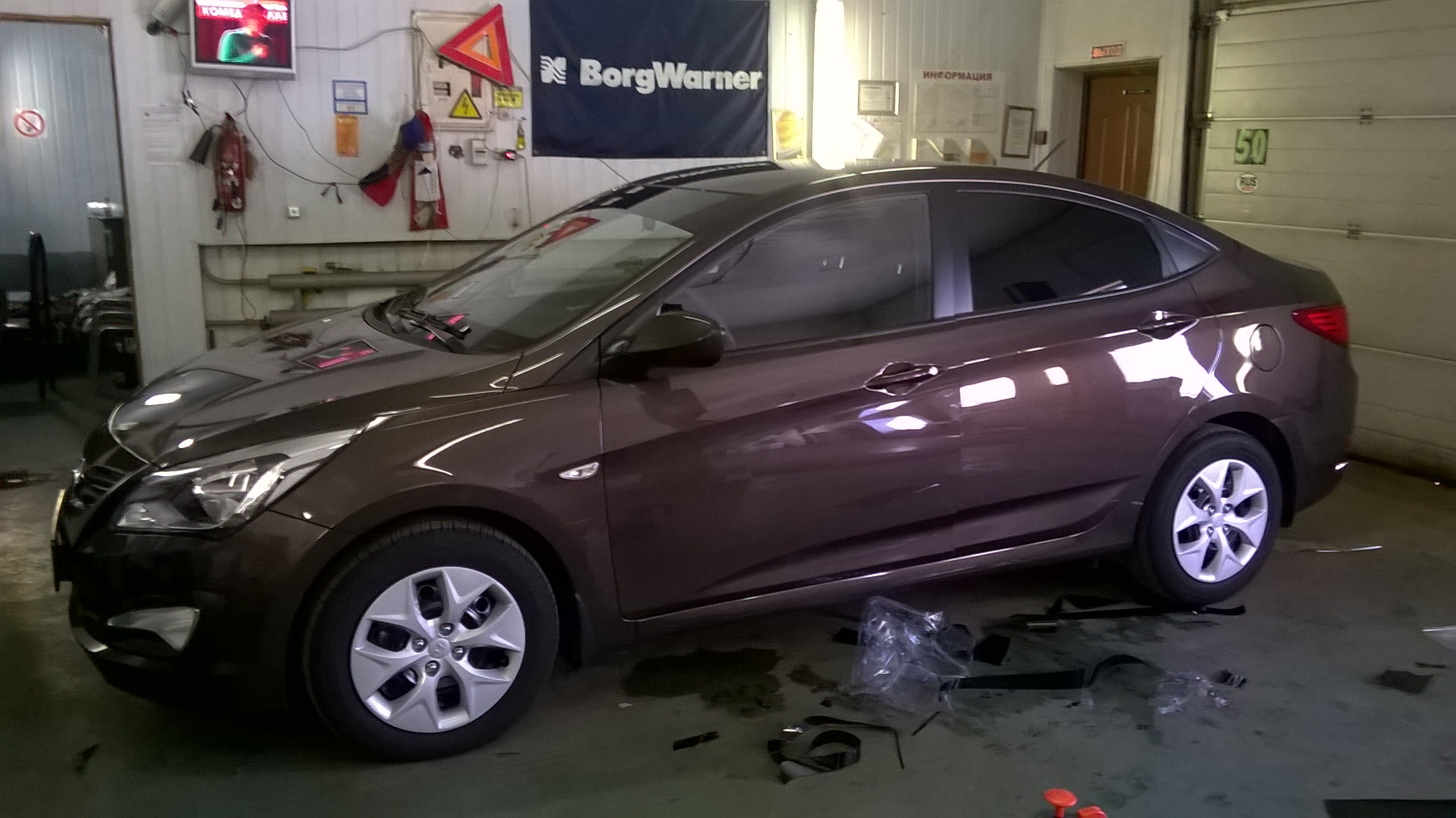 Тонировка автомобилей Владыкино.