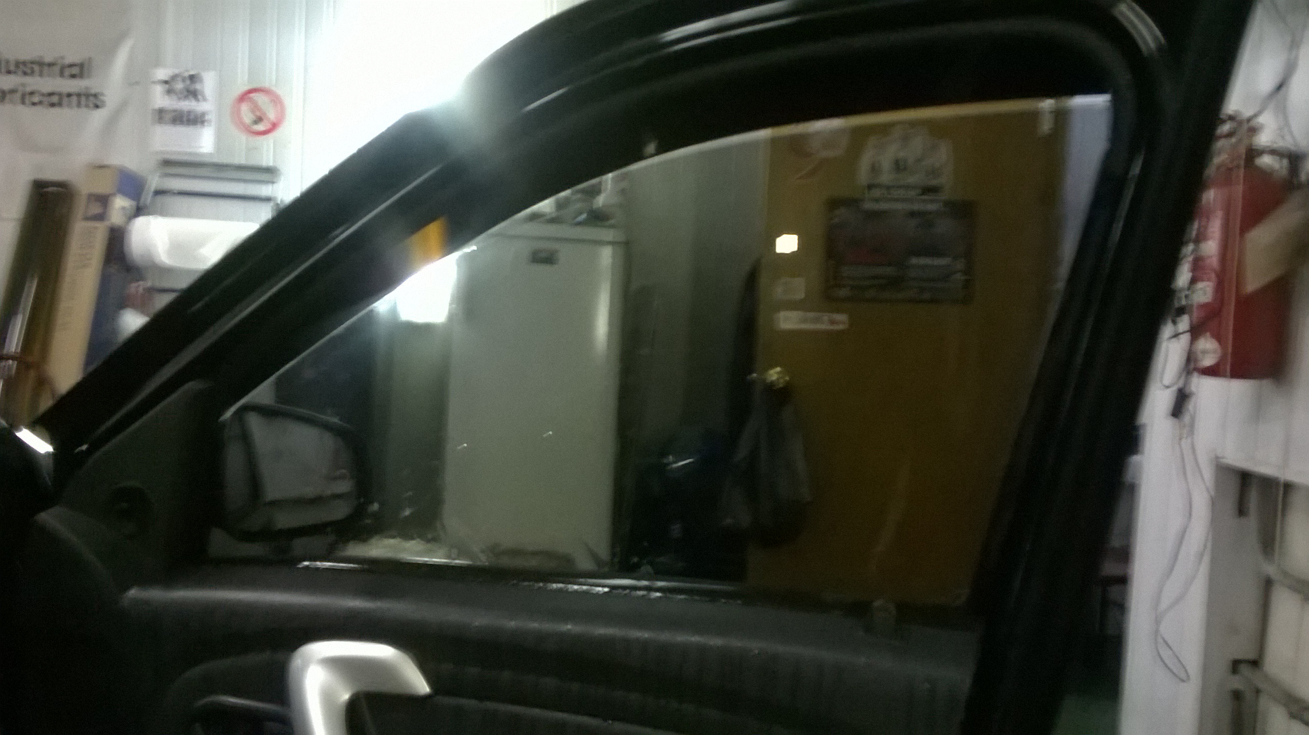 Тонировка автомобилей Владыкино.