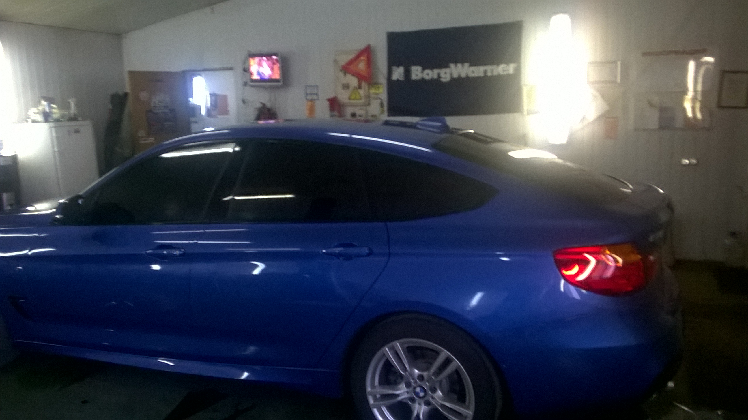 Тонировка автомобилей Владыкино.