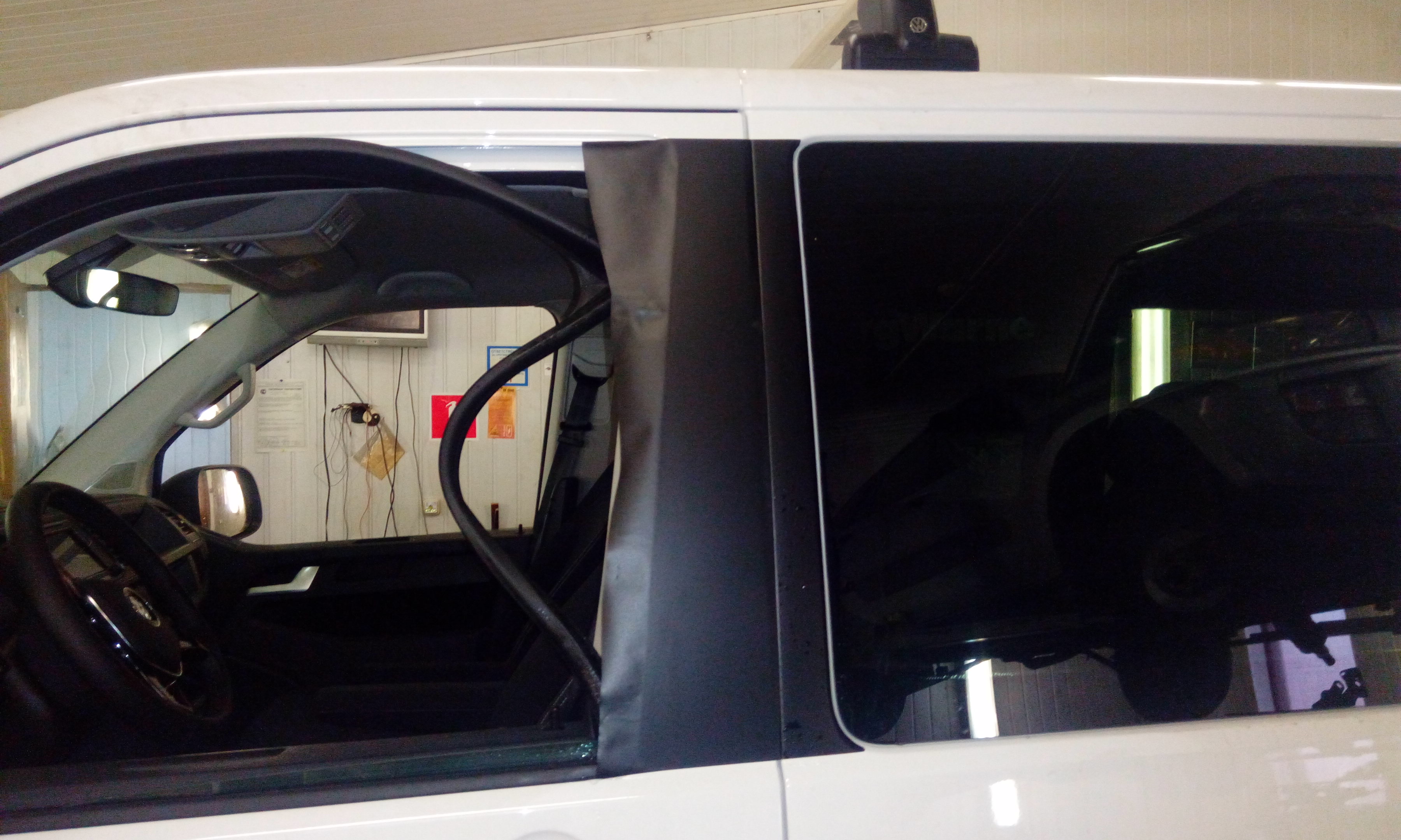 Тонировка автомобилей .