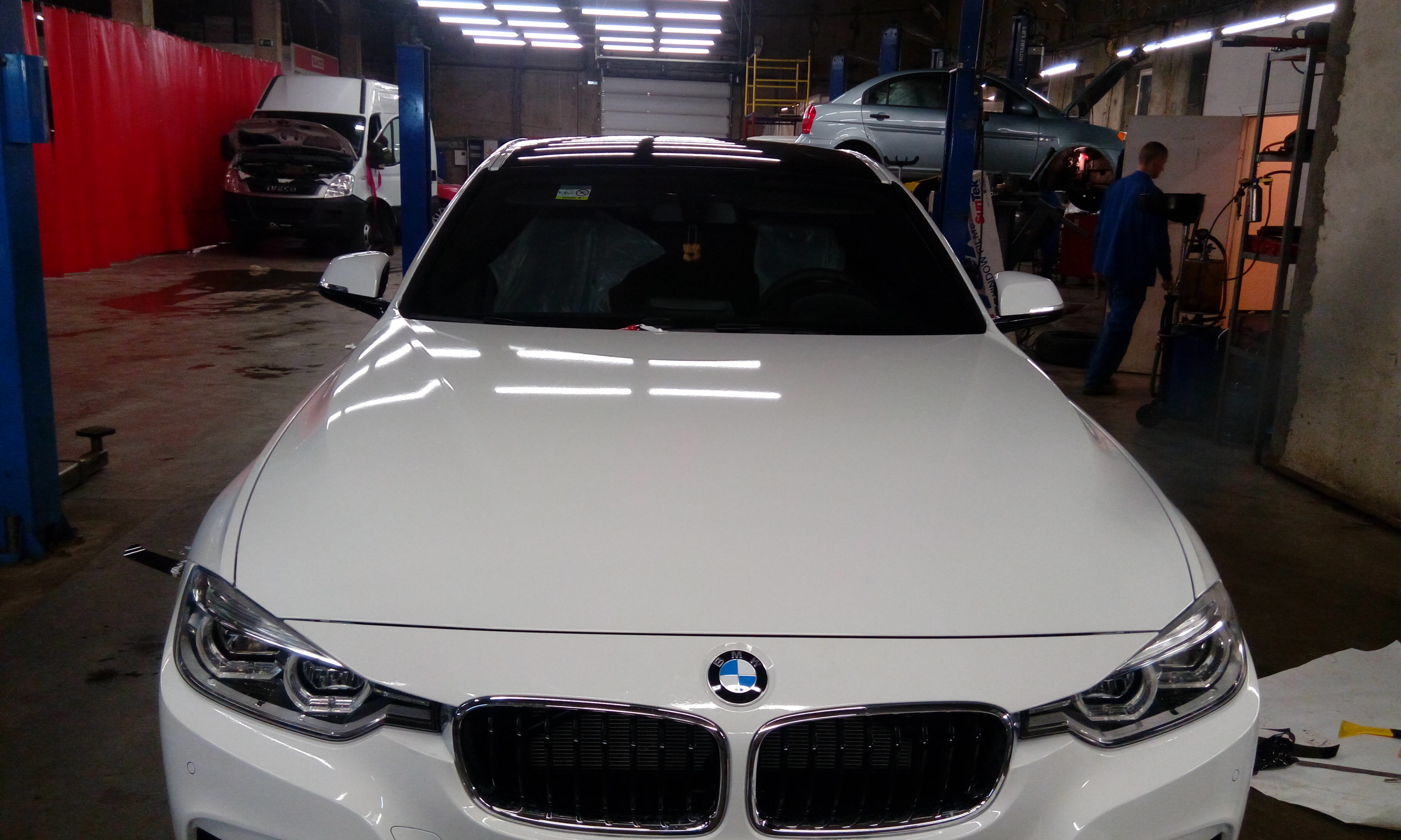 Тонировка автомобилей .