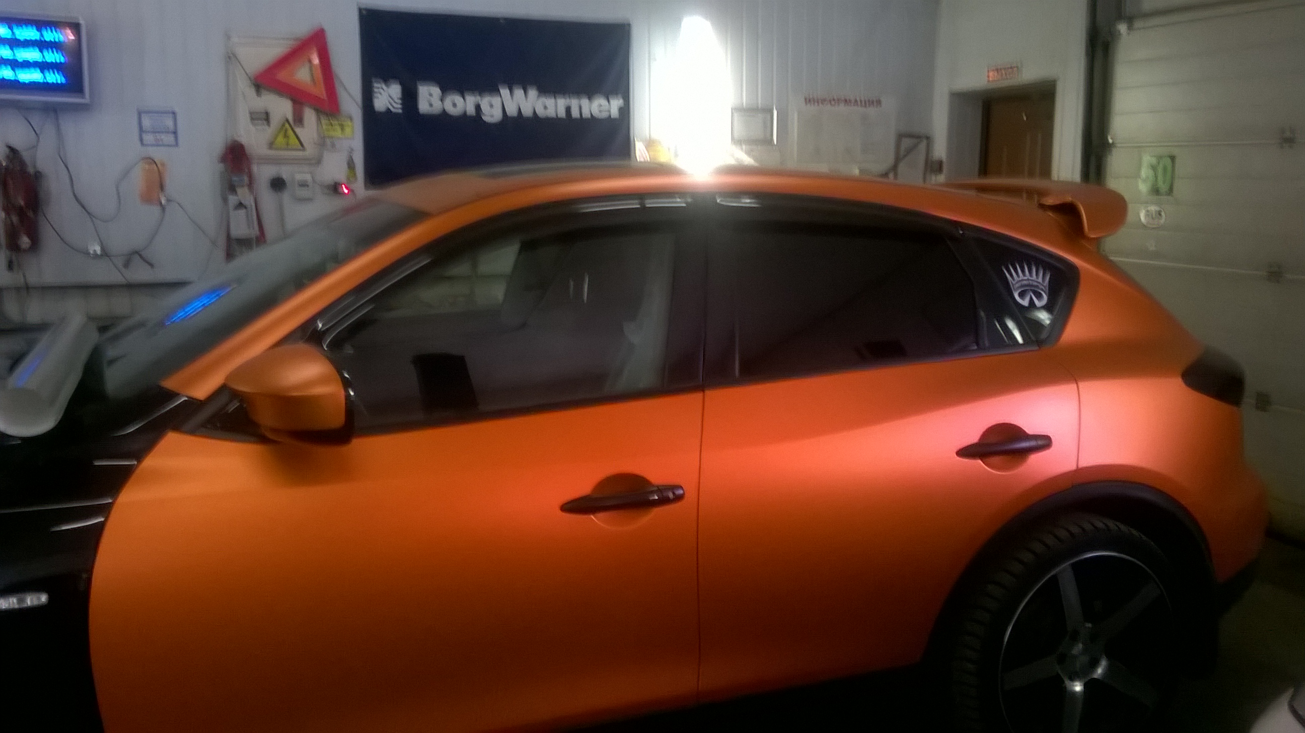 Тонировка автомобилей Владыкино.