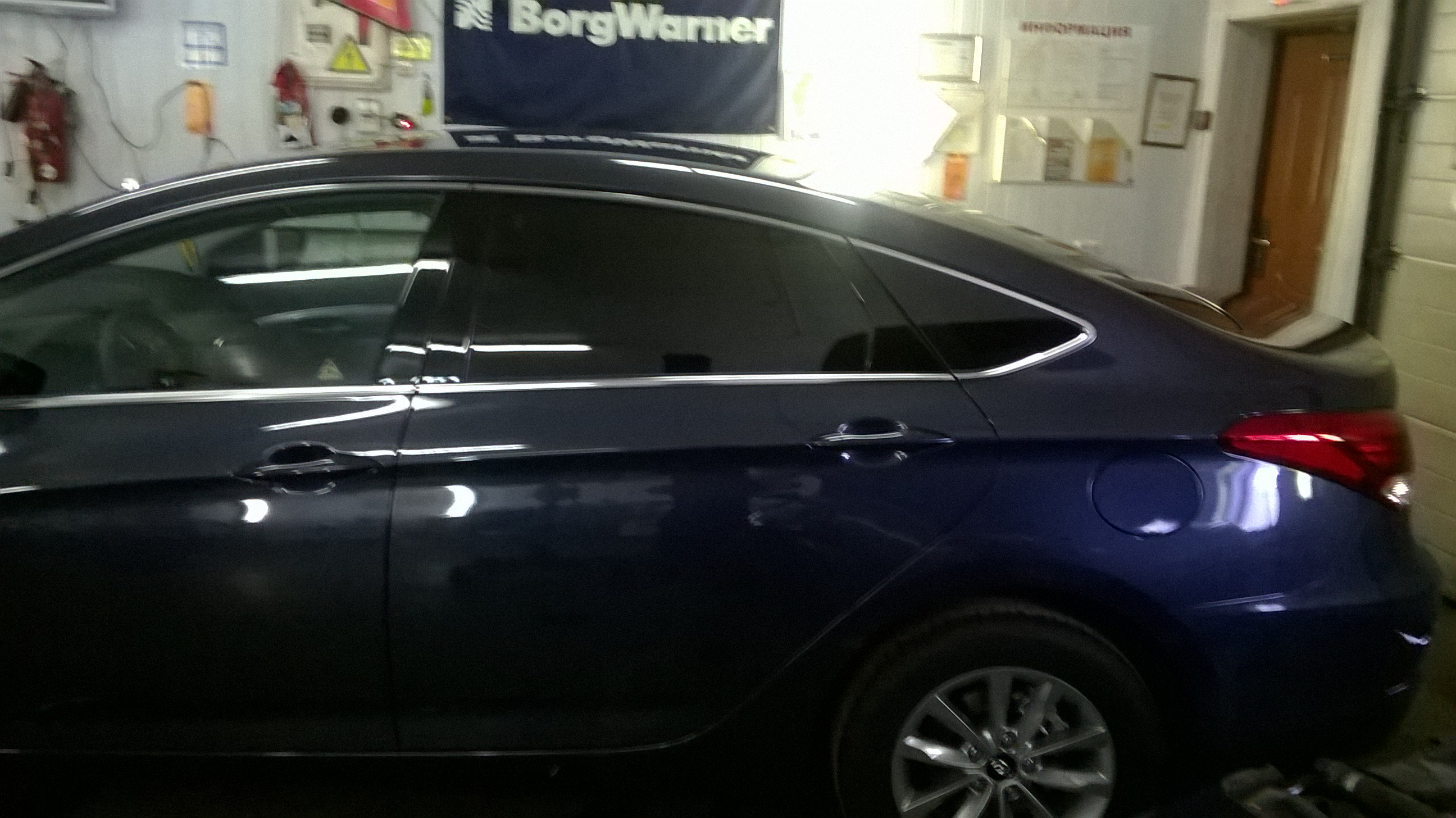 Тонировка автомобилей Владыкино.