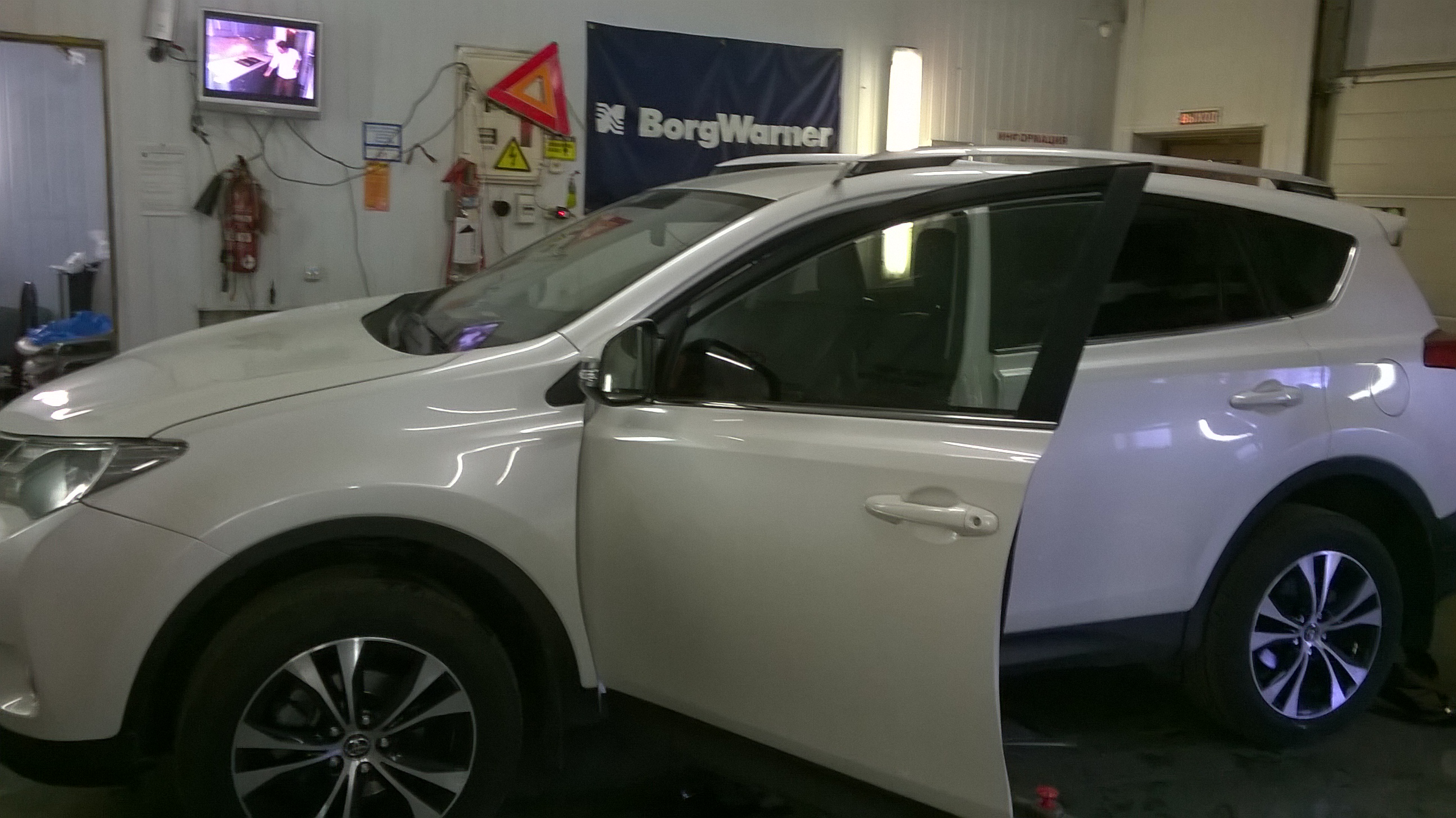 Тонировка автомобилей Владыкино.