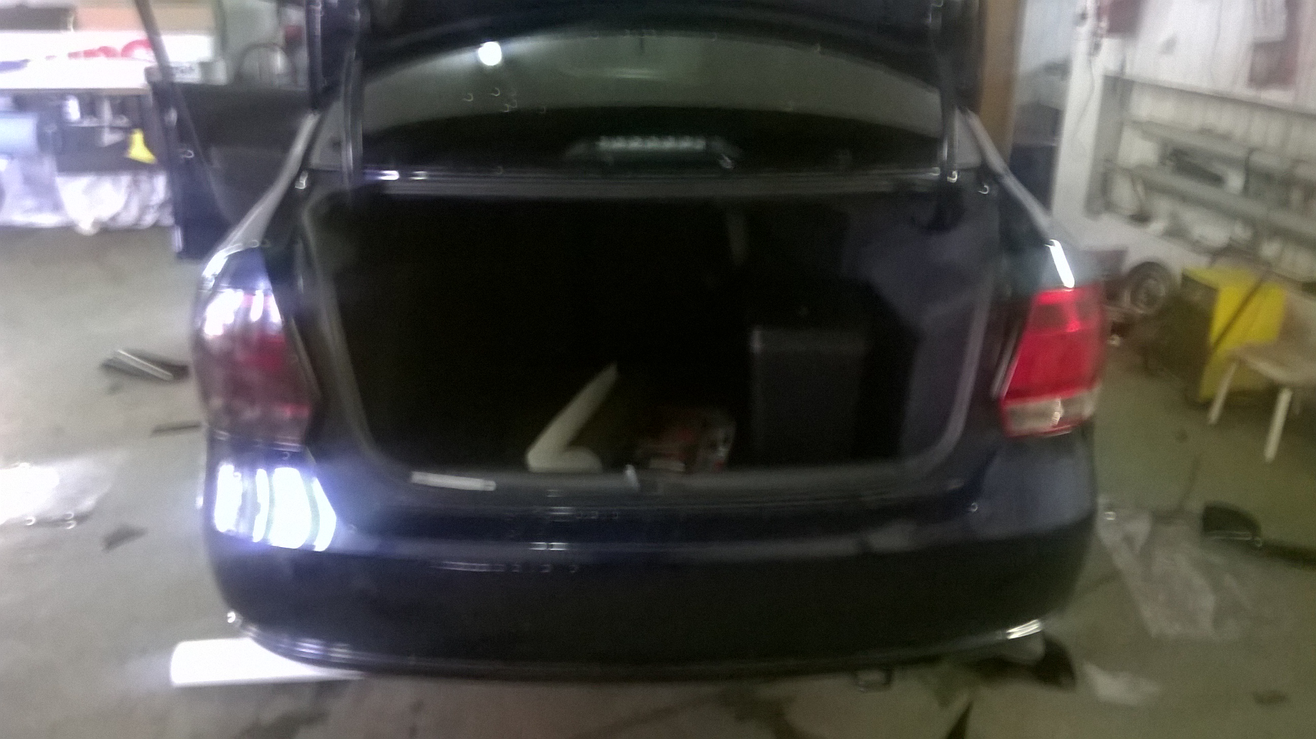 Тонировка автомобилей Владыкино.