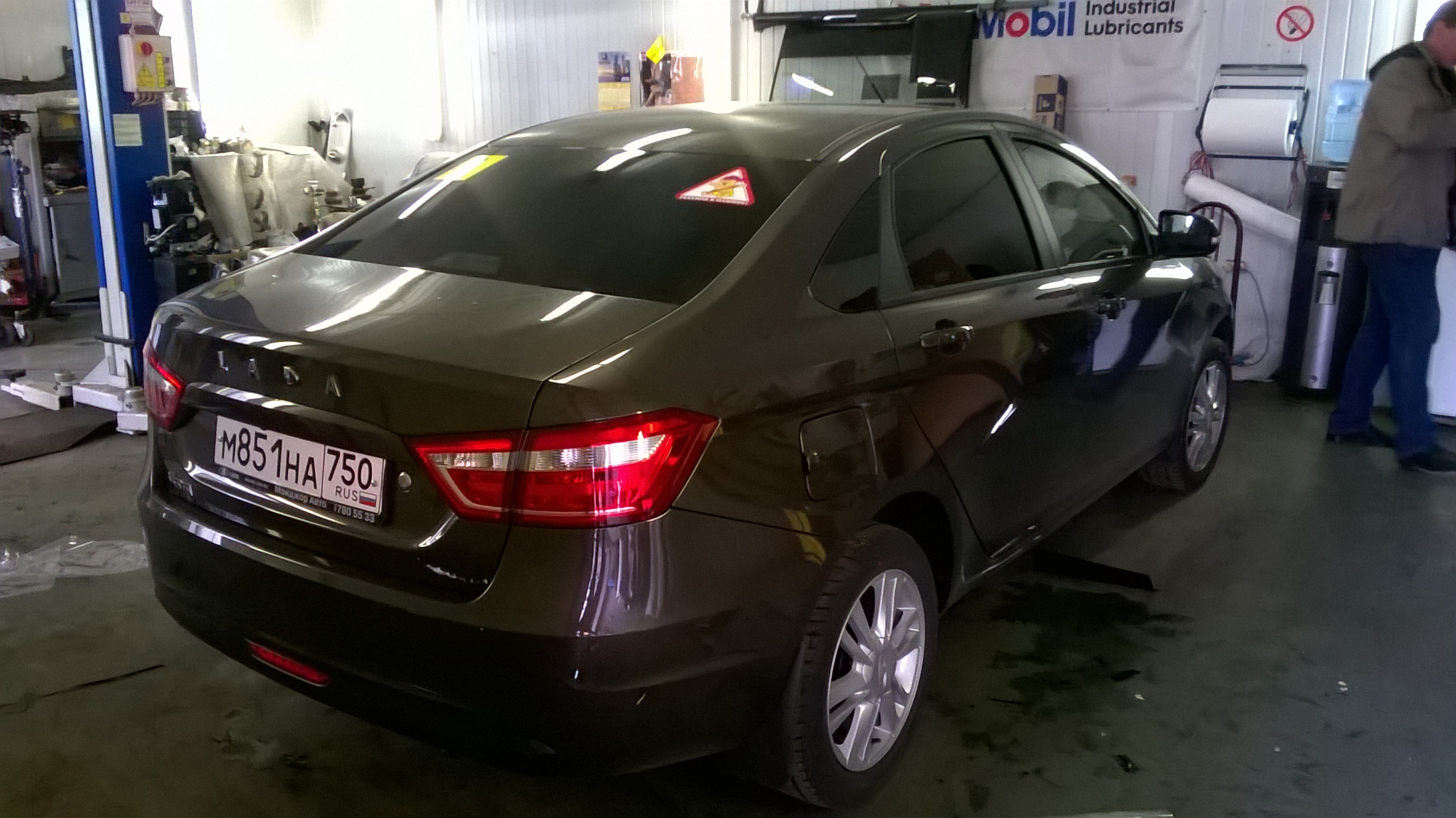 Тонировка автомобилей Владыкино.