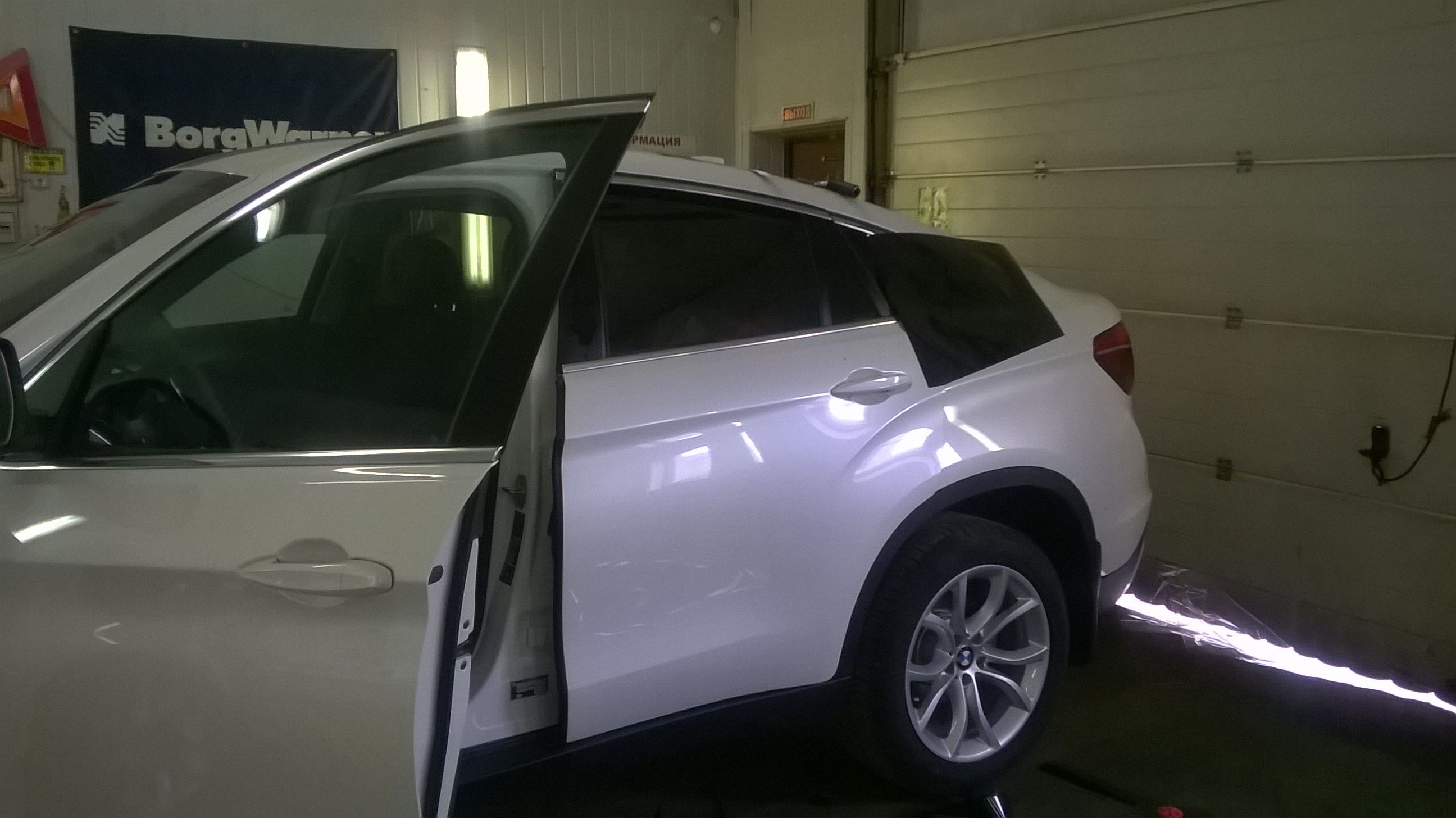 Тонировка автомобилей Владыкино.