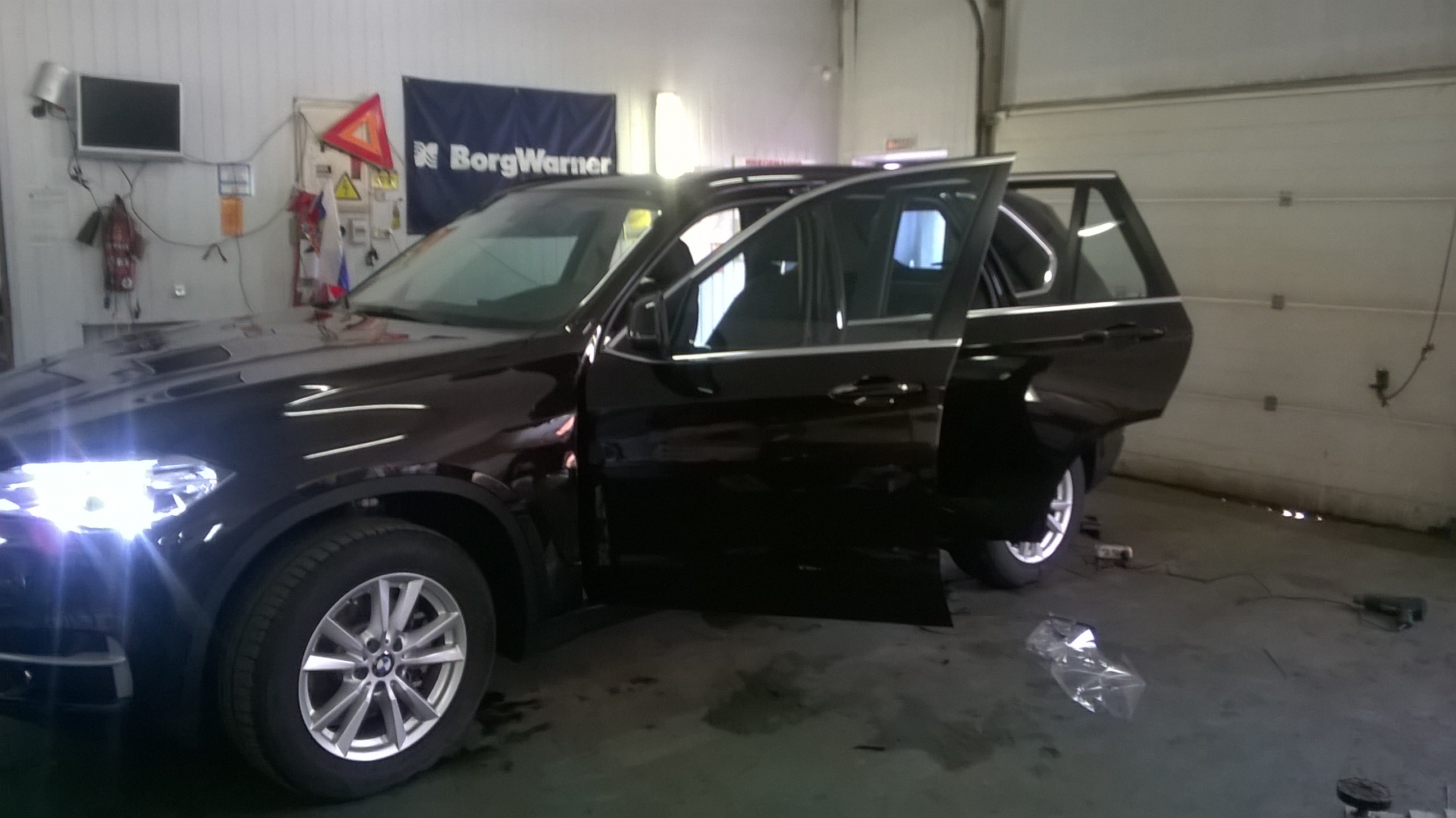 Тонировка автомобилей Владыкино.